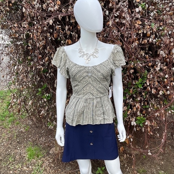 Japna Tops - NWT Japna Drop Shoulder Printed Gray Crop Top